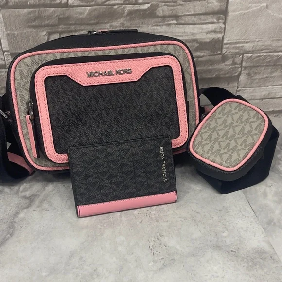 Michael Kors Cooper Colorblock Black and Pink Logo Camera Crossbody & Wallet Set - Picture 3 of 15
